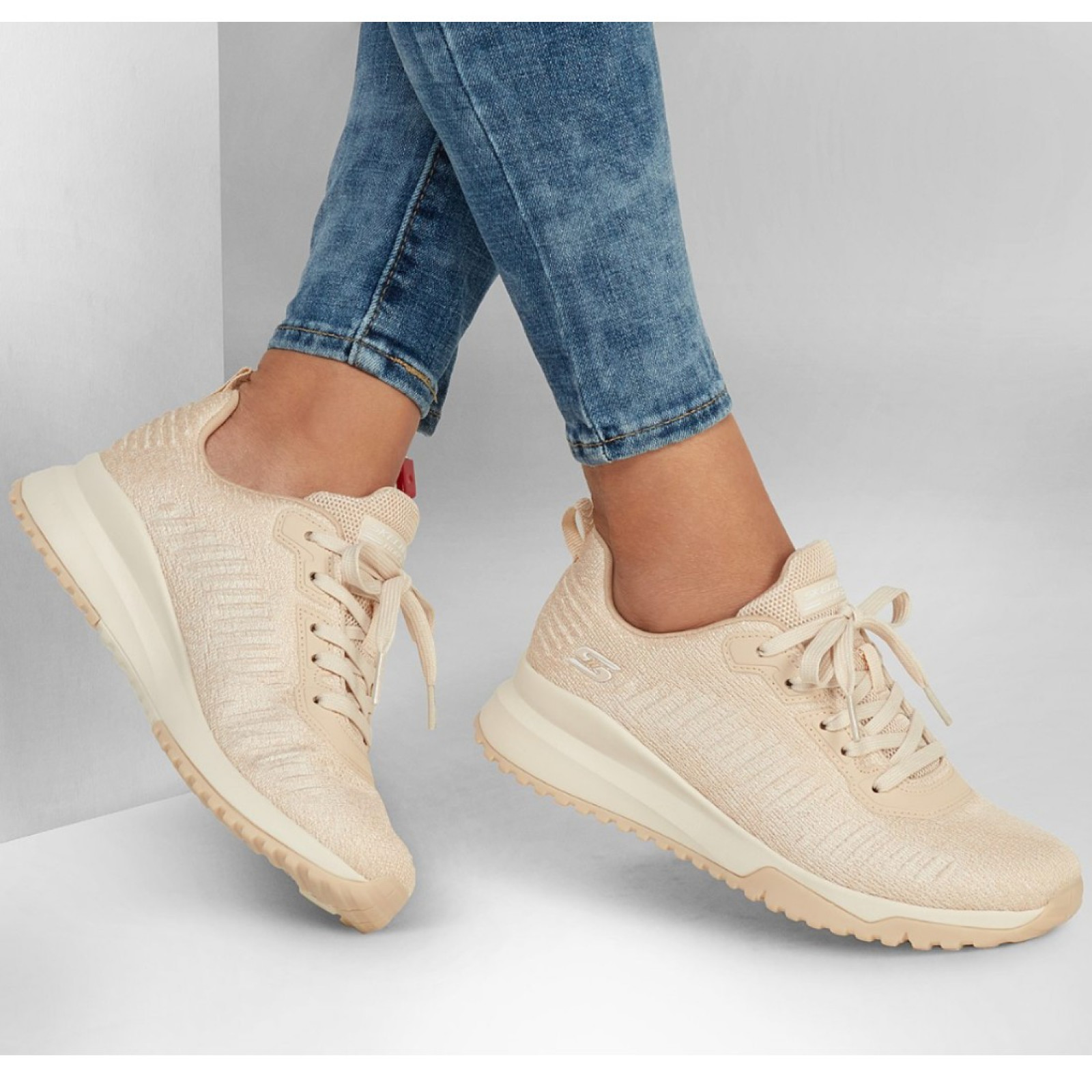 Skechers BOBS Sport Squad 3 - Adventure Unknown 117179-NAT női fűzős