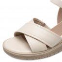 Jana női telitalpú szandál tépőzárral bézs 28777-44-400 07585