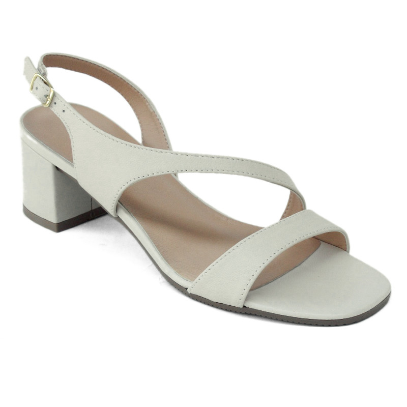 Markó női bézs bőr szandál 255225 07650