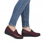Rieker női bőr bebújós bordó félcipő L5356-35