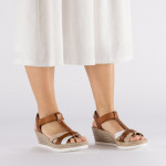 Rieker női bebújós barna bézs fehér mix telitalpú szandál 61995-81