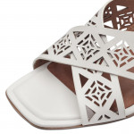 Tamaris csatos női áttört fehér bőr szandál 28252-42-100 07756