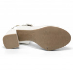 Bottero törtfehér női magassarkú bőr szandál 372008-9 07816