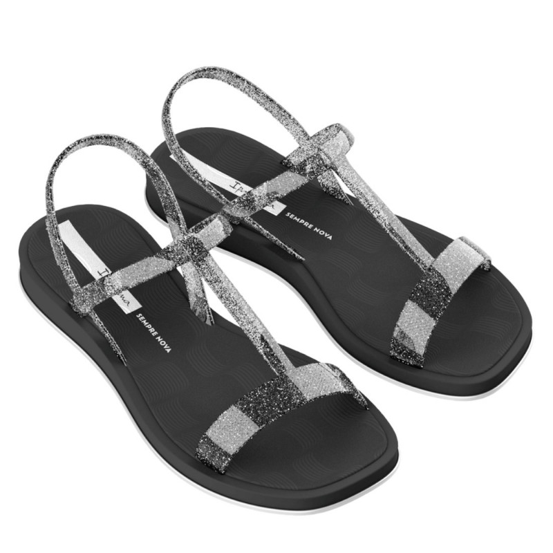 Ipanema Glow Trendy fekete női T-pántos szandál 27423-BT700